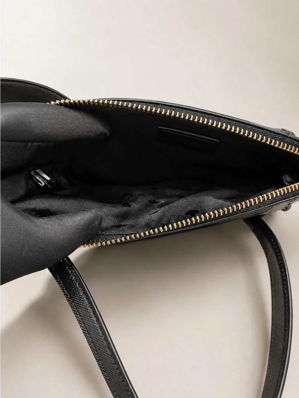 Kate Spade NWT New York Joeley Small Black Silver Glitter Crossbody Bag